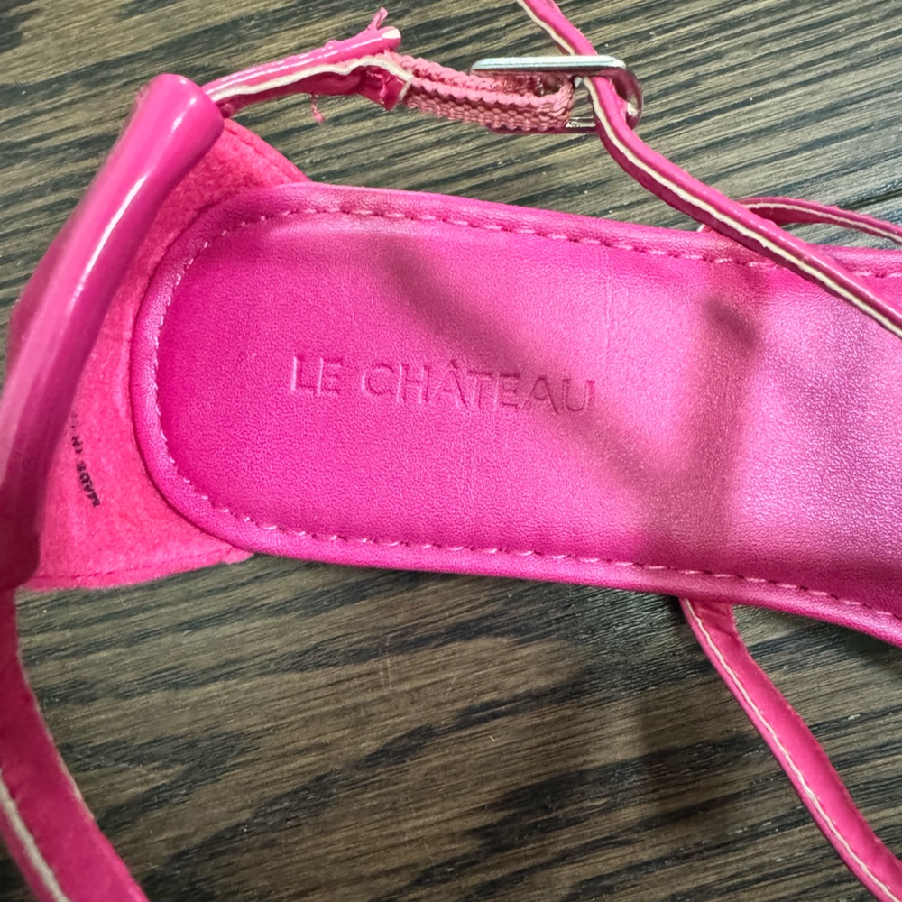 Brand New Women's Pink Sandals - Picture 3 of 3